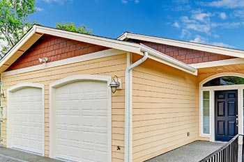 Vinyl Siding Services |  Hicks Roofing and Constructions